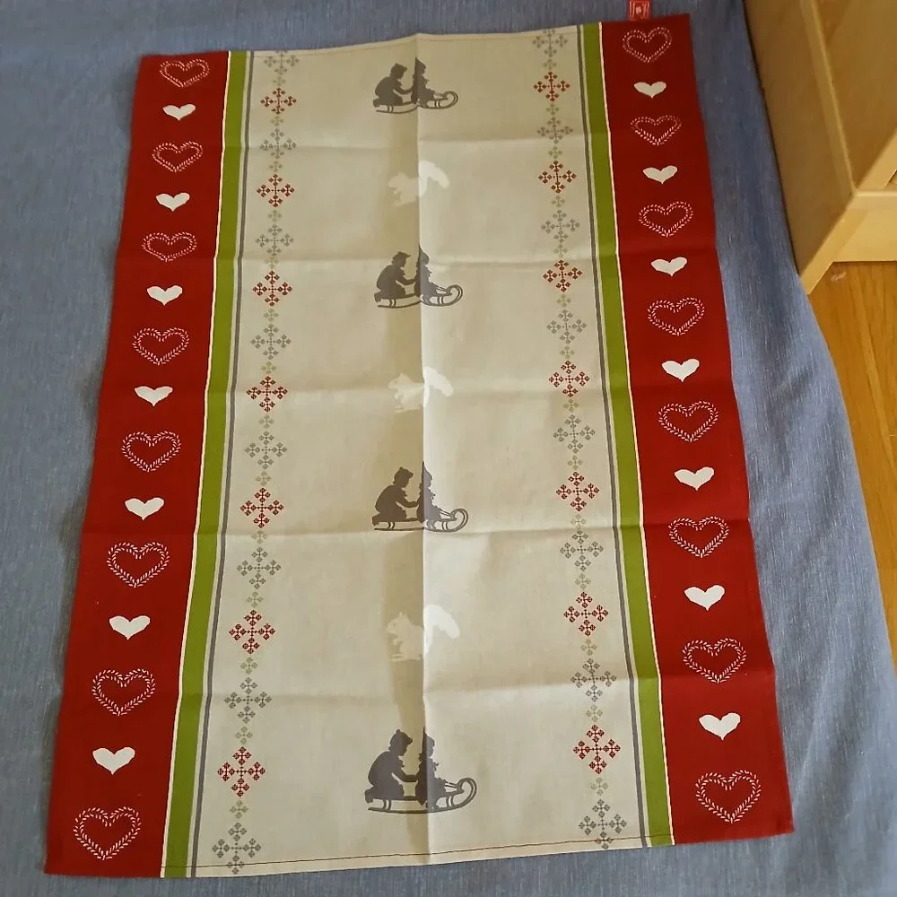 Fancoise Saget 2 x Kitchen Towels Winter Theme New